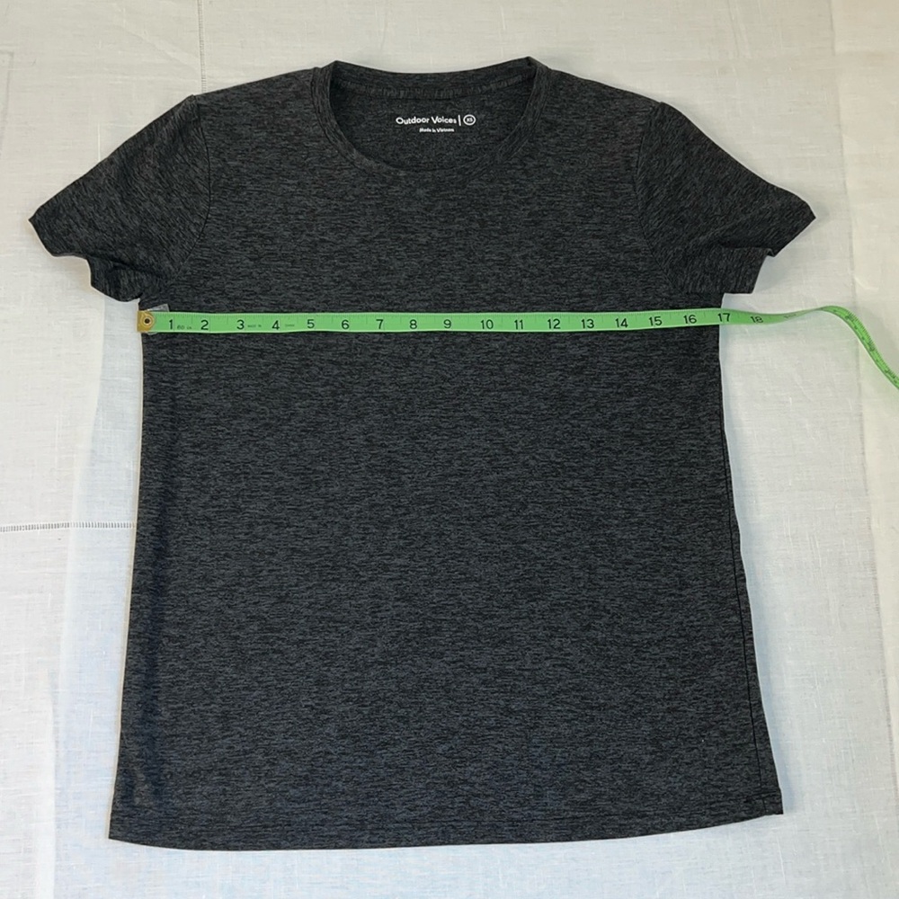 EUC Outdoor Voices XSmall CloudKnit tee